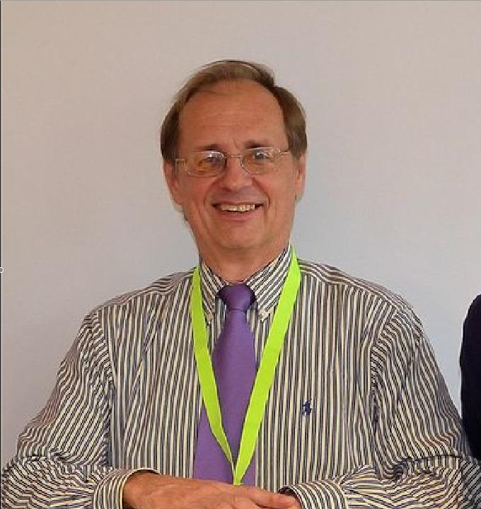 Robert Karasek, chercheur sur le stress au travail