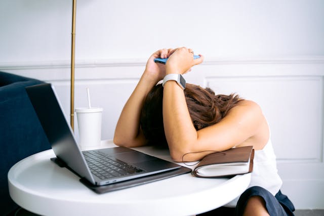 Risques psychosociaux invisibles dans les équipes
